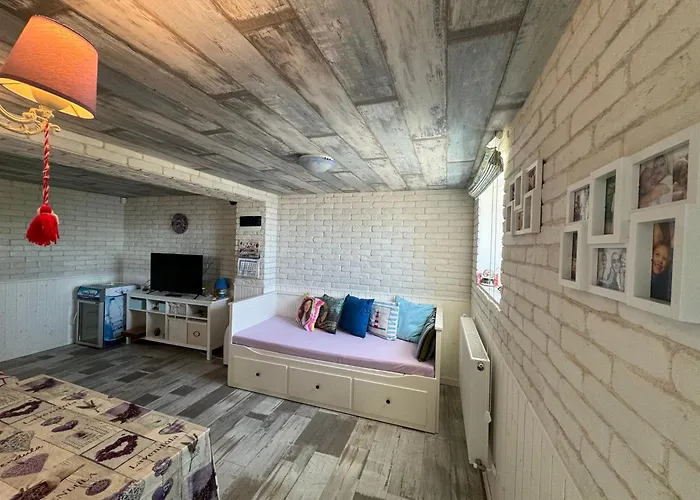 вилекула ゲストハウス ヴァルナ